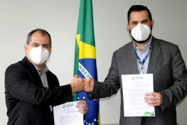 IOA e Ipem-AM firmam parceria para aumentar qualidade de serviços gráficos ao Estado