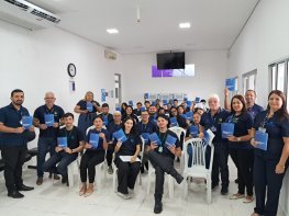 Imprensa Oficial entrega 2ª edição do Código de Conduta e Integridade a servidores da autarquia